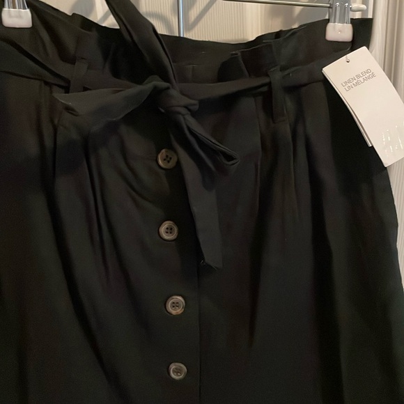 H&M High waisted Linen Skirt with Pockets (BNWT) - Picture 2 of 3